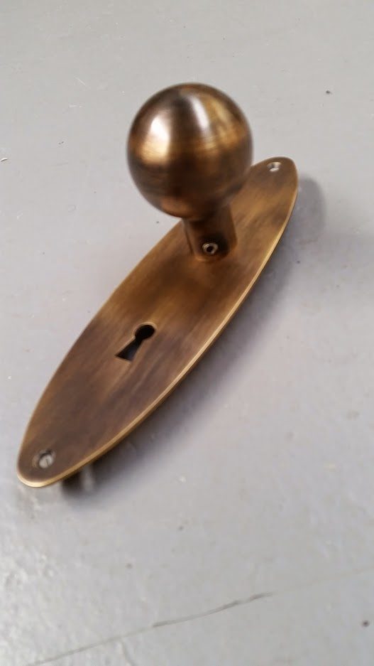 K01.1001 AB bespoke backplate 1